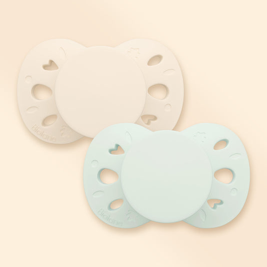 Lot de 2 sucettes anatomiques