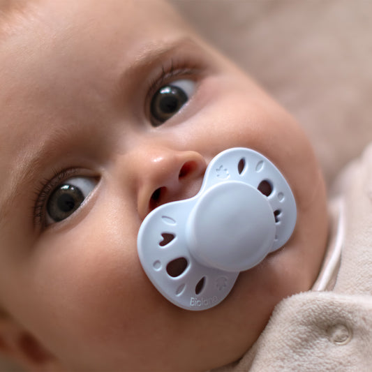 Lot de 2 sucettes anatomiques