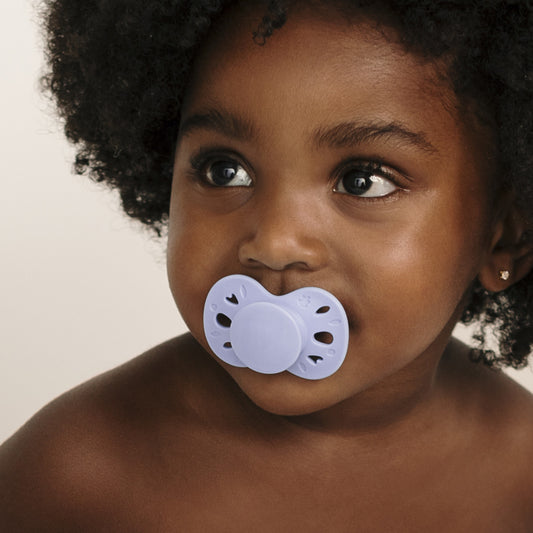 Lot de 2 sucettes anatomiques