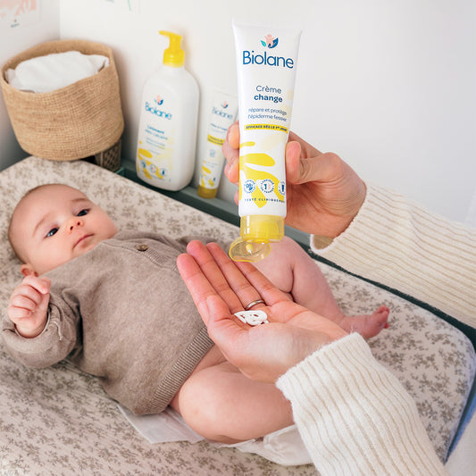 Liniment, crème change… le rituel du change avec votre bébé