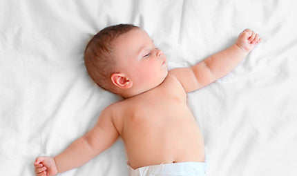 Comment aider son bébé à garder sa tétine la nuit ?