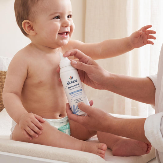 Spray nasal Biolane pour l’hygiène du nez de bébé