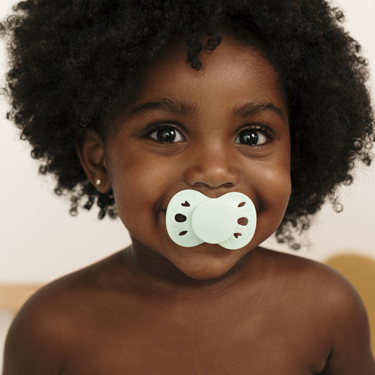 Lot de 2 sucettes anatomiques