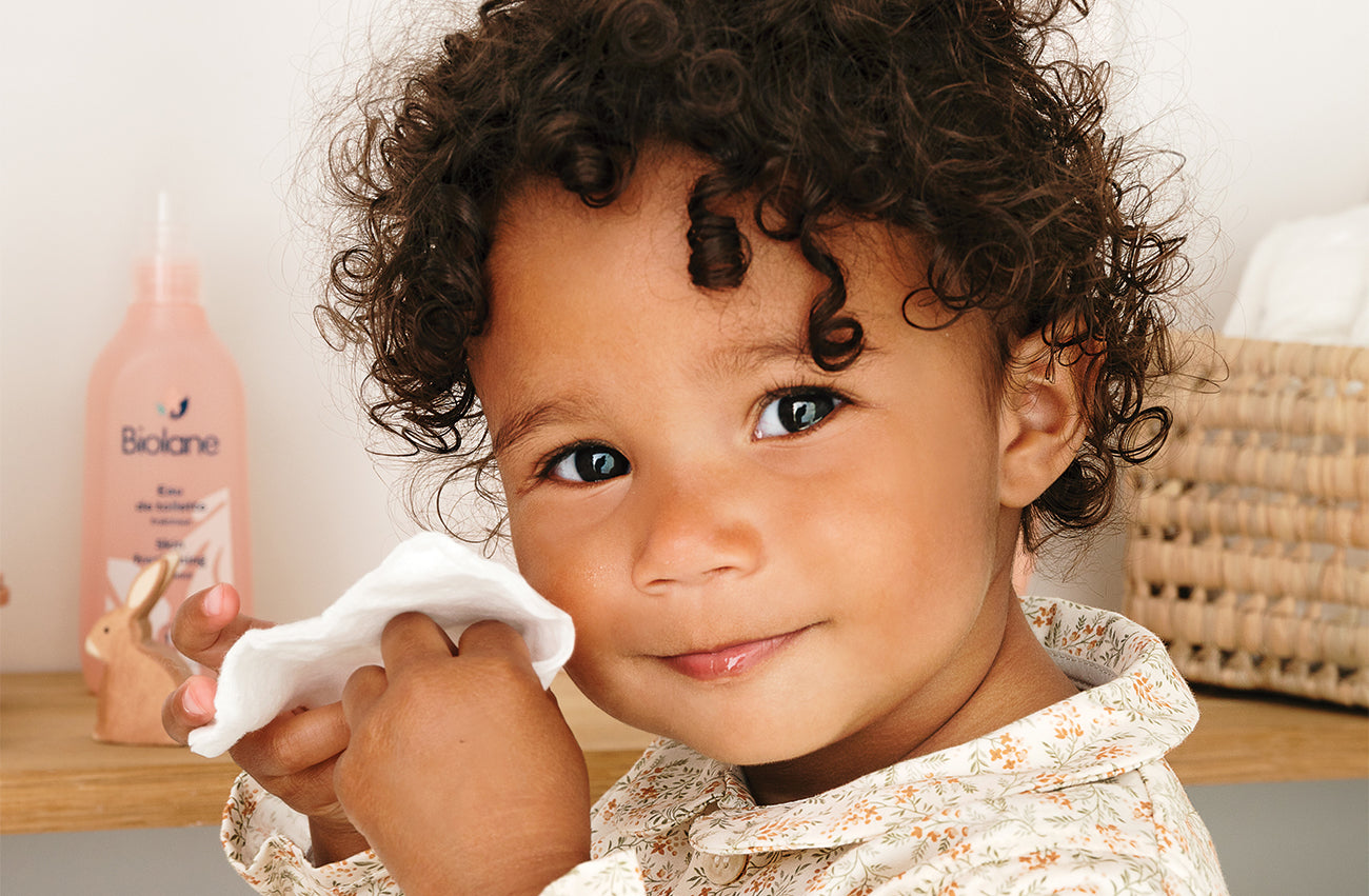Biolane - Comment savoir si bébé a la peau sèche ? La peau sèche