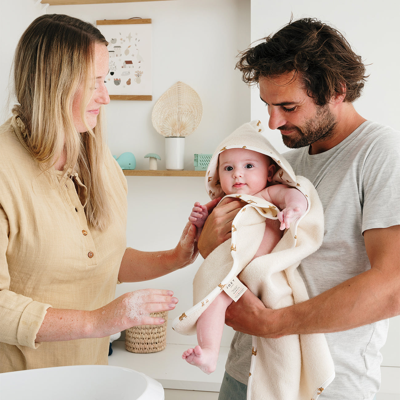 Croûtes de lait : causes et traitements - Conseils bébé
