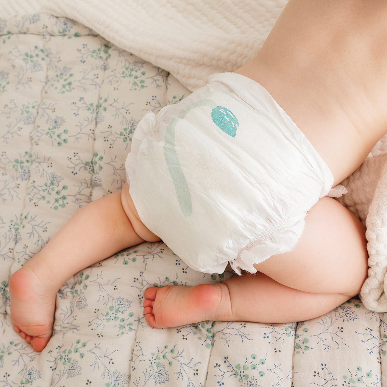 Biolane MAROC - Comment nettoyer les fesses de bébé ? Pour son confort,  bébé a besoin d'être changé régulièrement afin d'être toujours au sec. Sa  peau étant très fragile, il est nécessaire